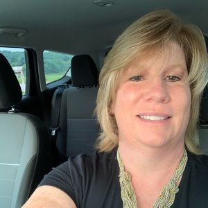 Meet your Posher, Christine